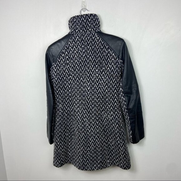 Marc New York Andrew Marc Tweed‎ Jacket Black Faux Leather Coat Size 2 Chevron - Picture 12 of 15